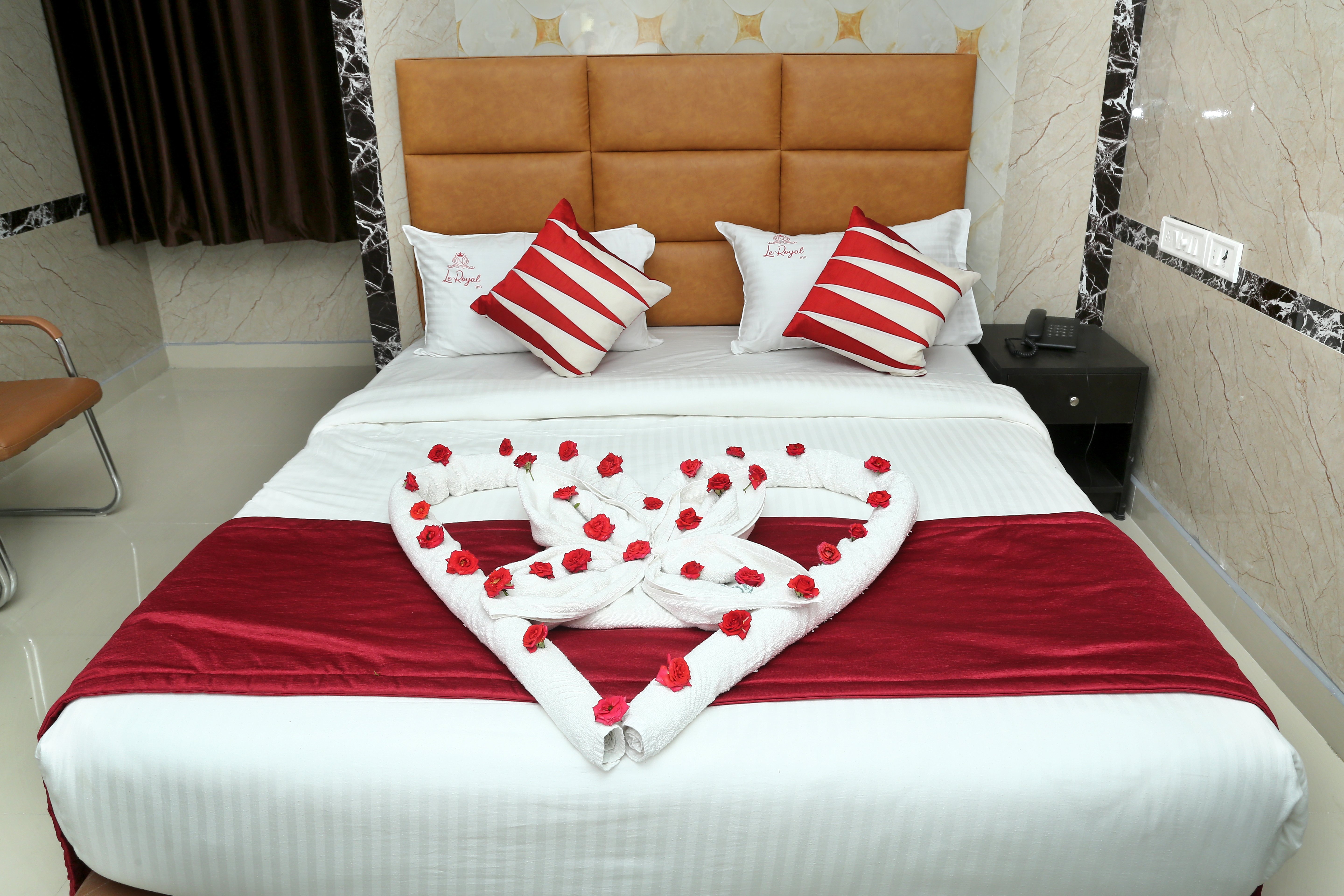Deluxe-room-img